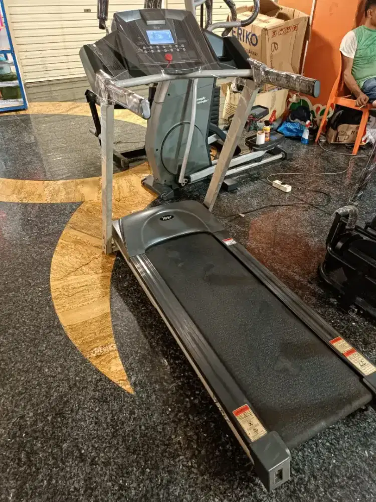 Treadmill elektrik jumbo kuat bb 150kg