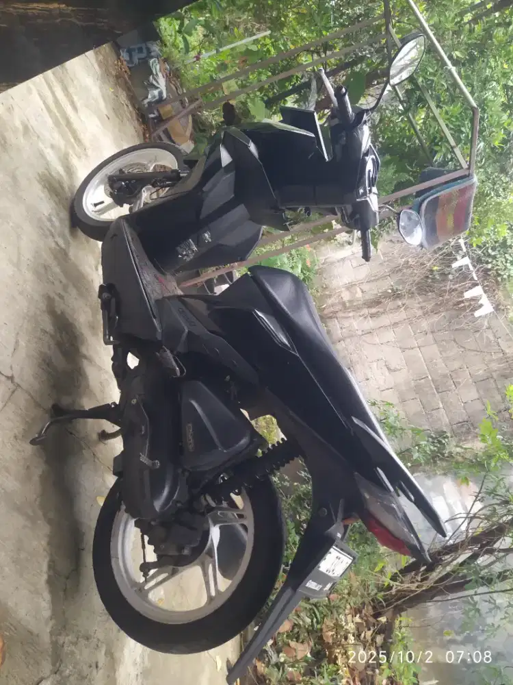 Honda beat 2018 bodi lumayan mulus mesin halus