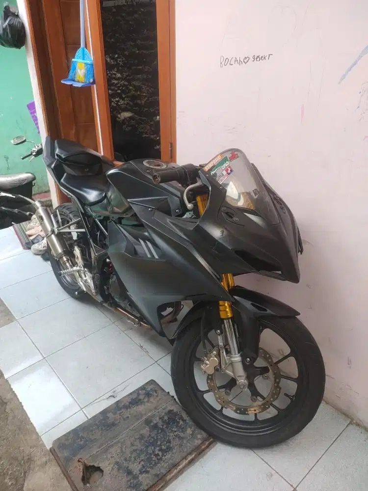 Cbr150 sec tangan pertama