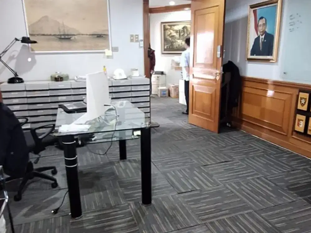 Sewa  Kantor  KECIL Murah, & siap pakai  di Kemang Jakarta Selatan