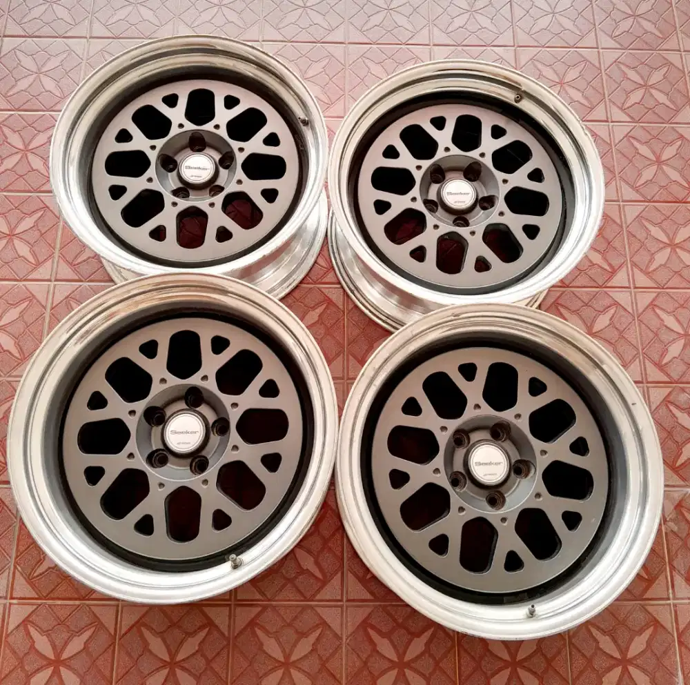 VELG R18 WORK SEEKER GX JAPAN 5X114