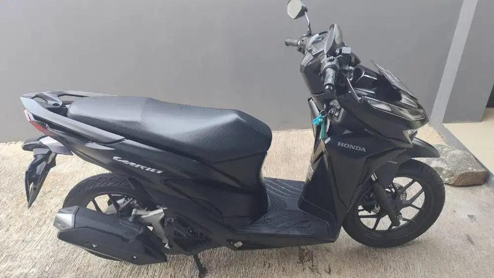 HONDA VARIO 125 - 2021 BODY MULUSSS !!!