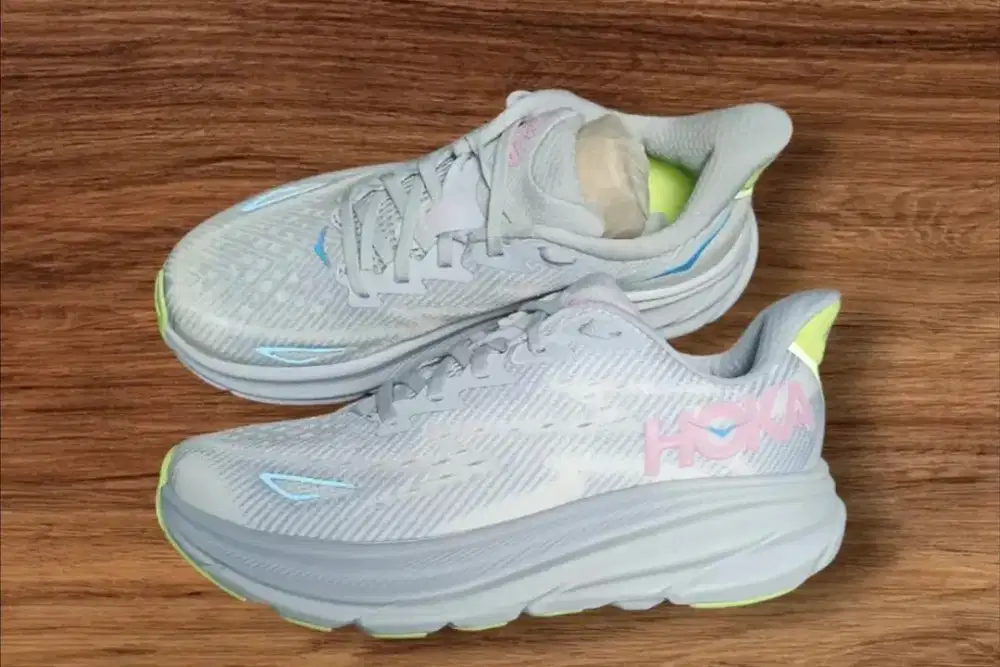 Hoka W Clifton 9
