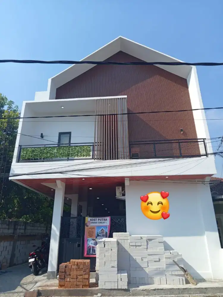 Baru Gress 17 Kamar Rumah Kos Full Furnished Kemlaten Karangpilang