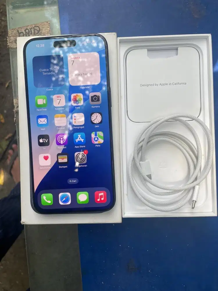 Iphone 15pro max 256gb