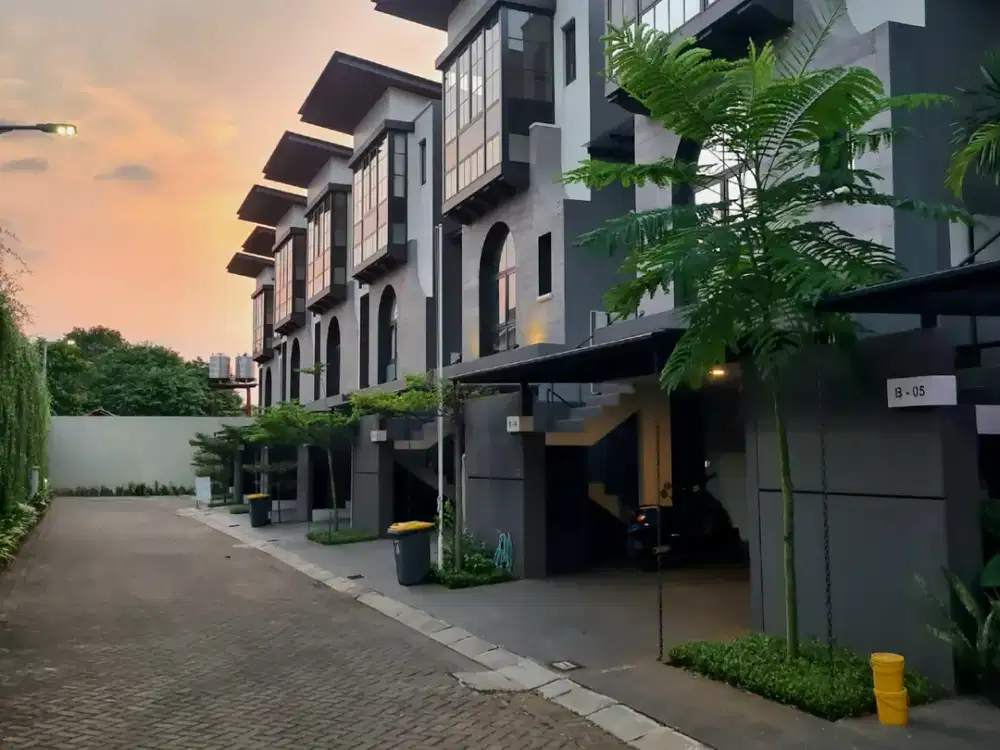 Rumah Dijual Cilandak Timur - Ampera. Dkt Tol;,Mall. UNIT NEW