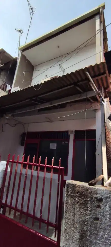 DI JUAL RUMAH 2 LANTAI JL. AMPERA BESAR - LOKASI STRATEGIS