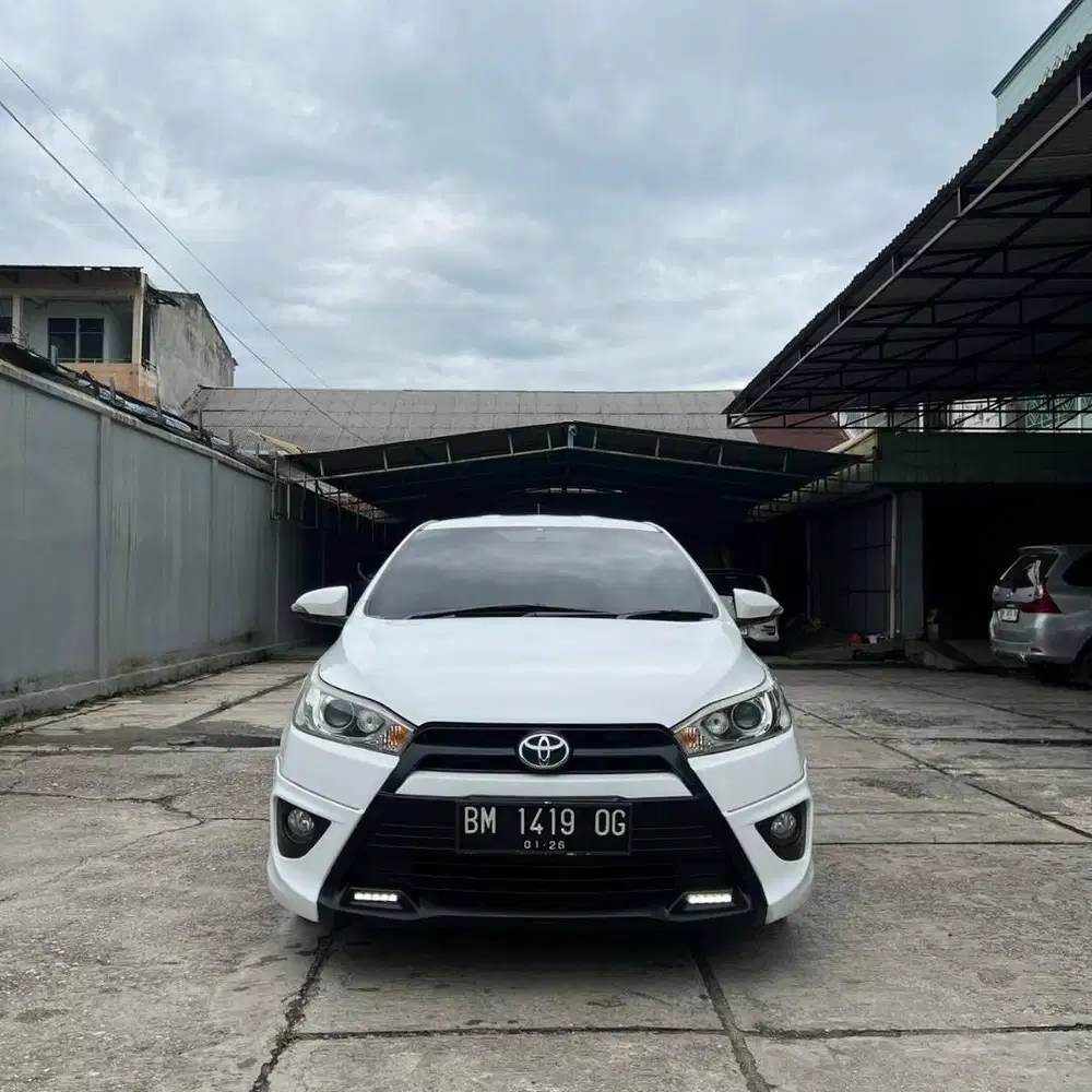 YARIS S TRD MATIC 2015