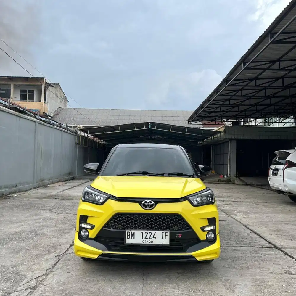 RAIZE GR SPORT 1.0 TURBO TWO TONE MATIC 2022