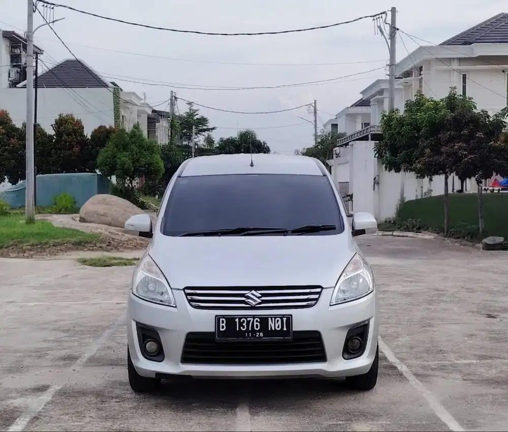 Suzuki ertiga gl matic 2014,Dp 5 juta,istimewa
