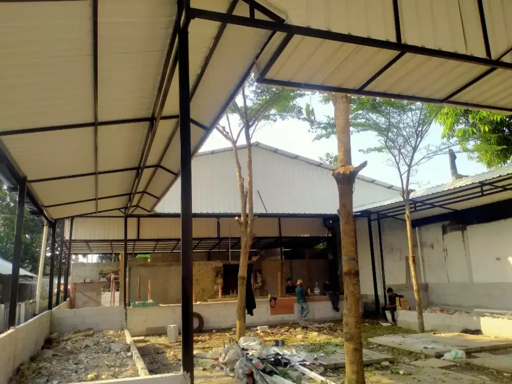 Kanopi baja ringan
