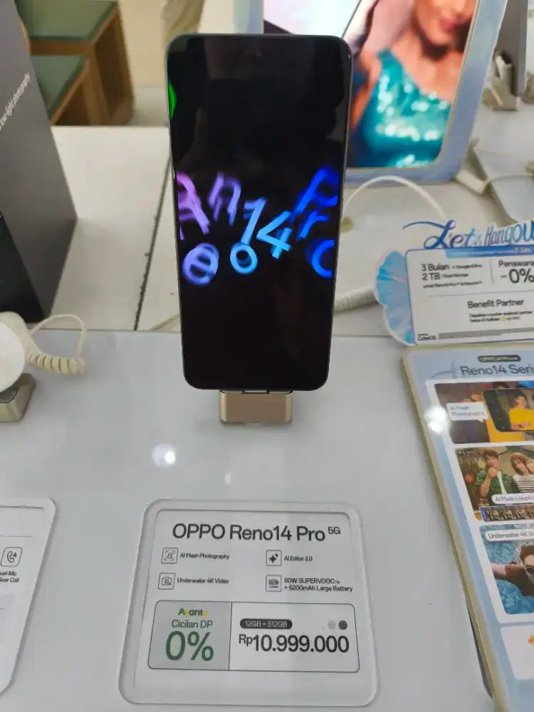 Cicilan handphone Oppo Reno 14Pro 5G pakai akulaku