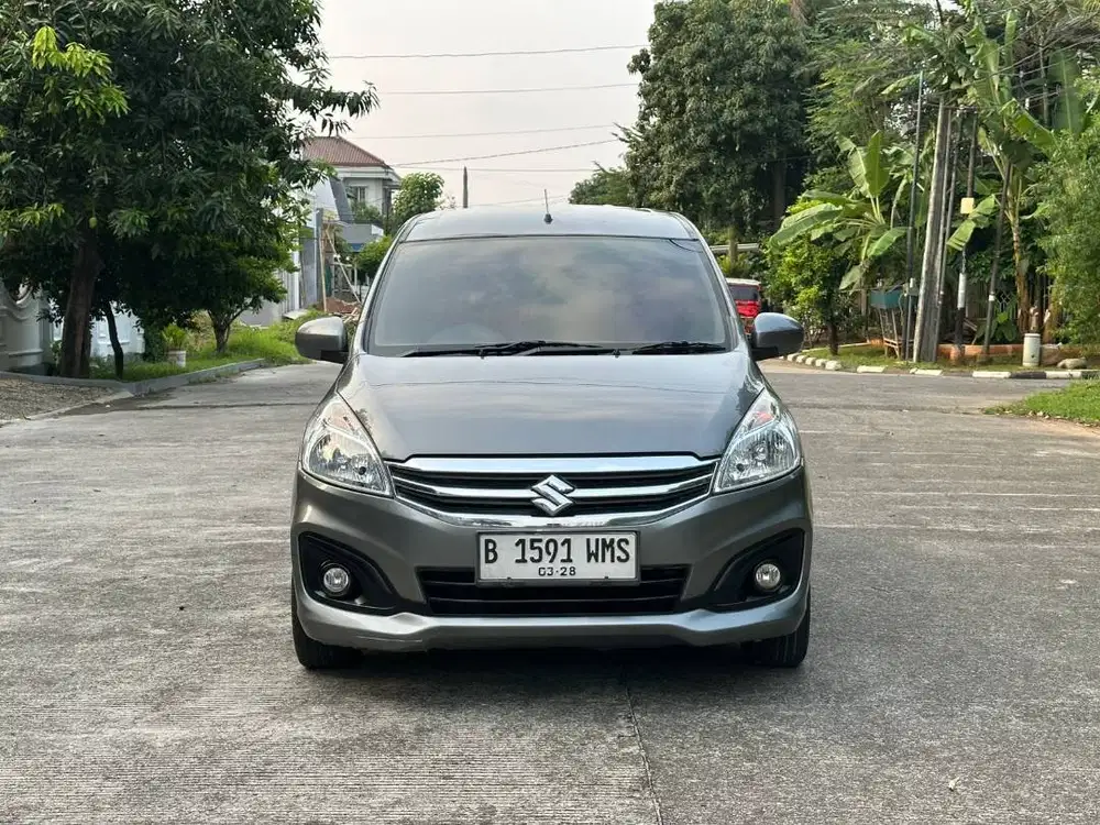 Suzuki ertiga gl mt 2016,Dp 5 juta,istimewa