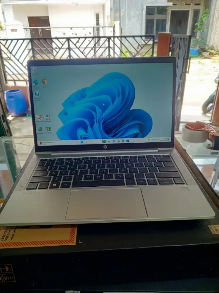 Laptop HP Probook 635 Aero Gen 7
