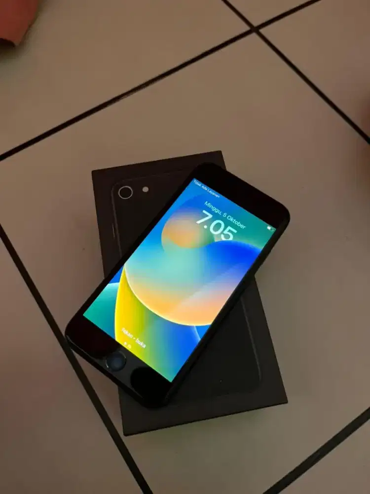 Iphone 8 128gb (wifi only)