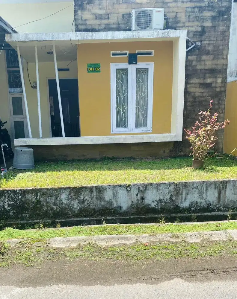 Disewakan Rumah Semi Furnished di Graha Permata Kota Mataram