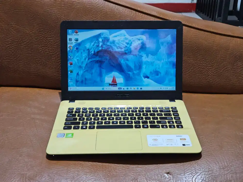 LAPTOP ASUS X441U CORE I3 GEN 7 DUAL VGA RAM 8GB SSD 256GB MURAH