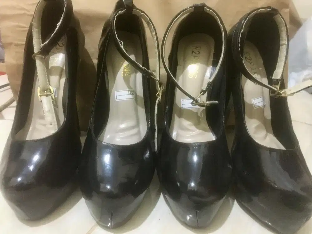 Heels Hitam 12cm UK 36 & 37