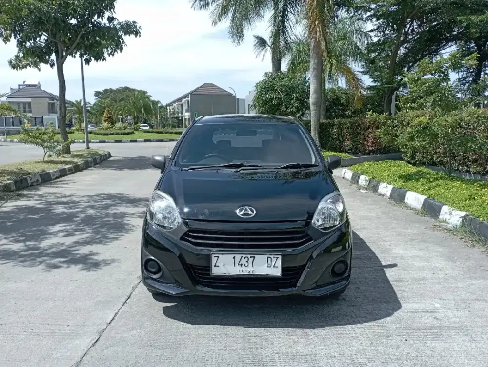 DAIHATSU AYLA D MANUAL 2017