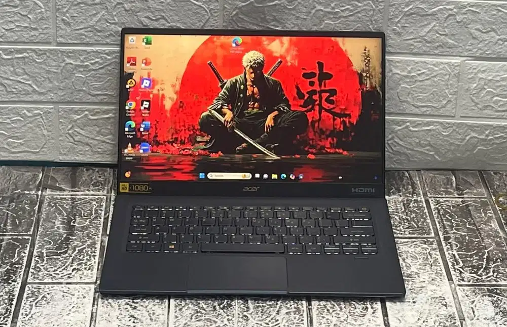 Jual cepat acer Swif slim toucreun