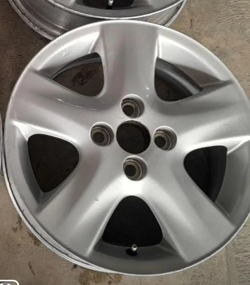 Velg vios gen 2 2009 15 (1 buah)