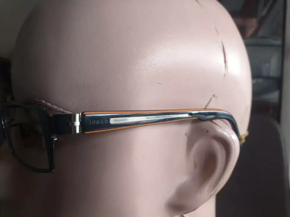 Ideco, frame kacamata