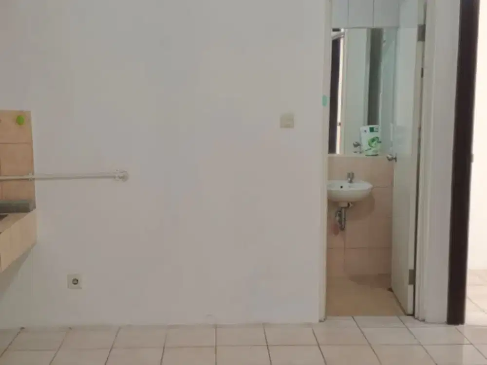 dijual apartemen mediteraniagarden residences 1 type 2BR kondisi unfurnished