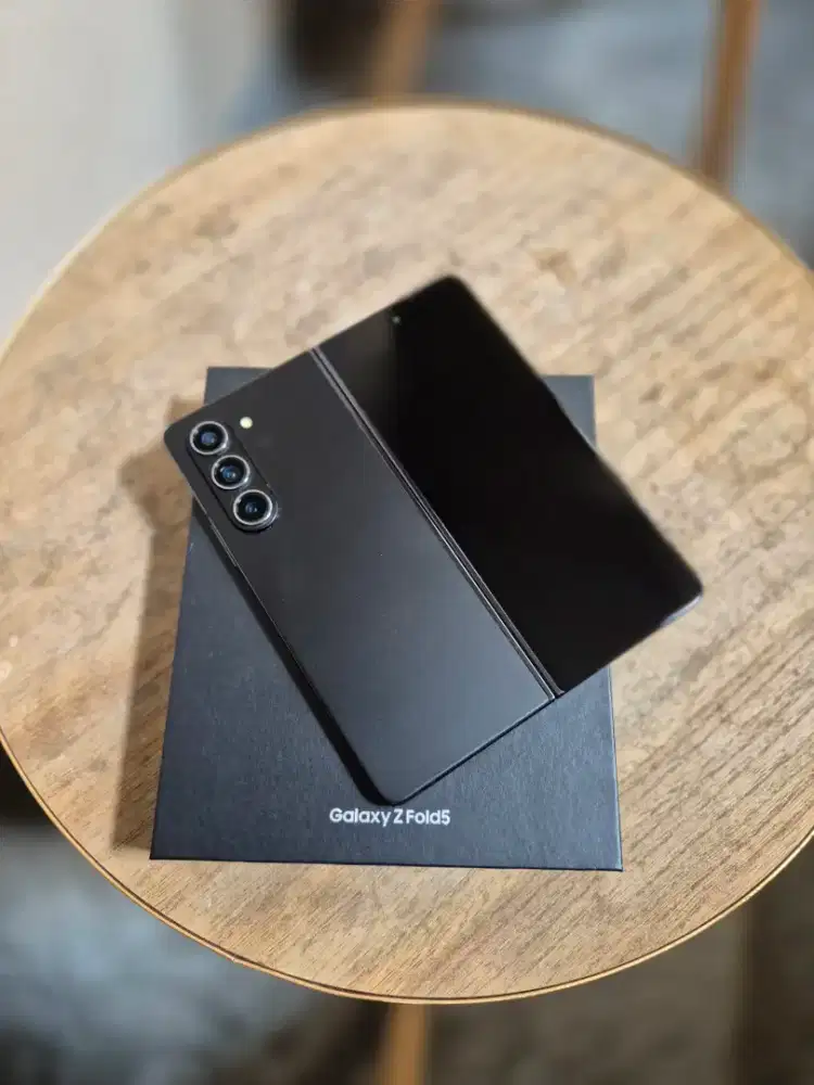 Samsung Z Fold 5 12/256GB Resmi Sein Black Fullset