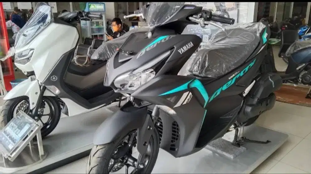 We're hiring sales motor Yamaha