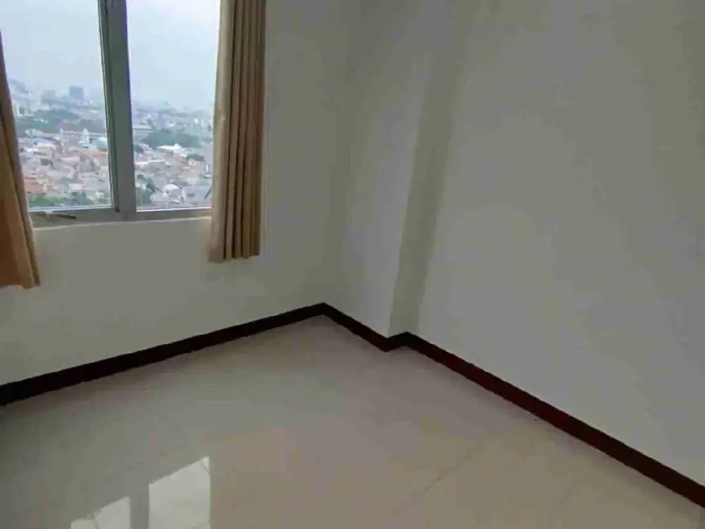 Sewa 2 Kamar Unfurnished sedia AC Bassura city