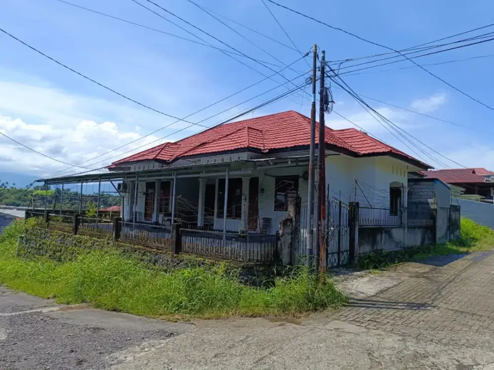 RUMAH DIJUAL PERUMAHAN HOLY LESTARI MANADO