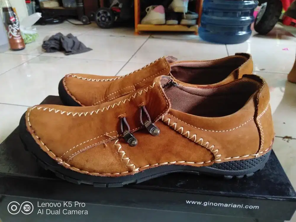 Sepatu gino mariani size 41