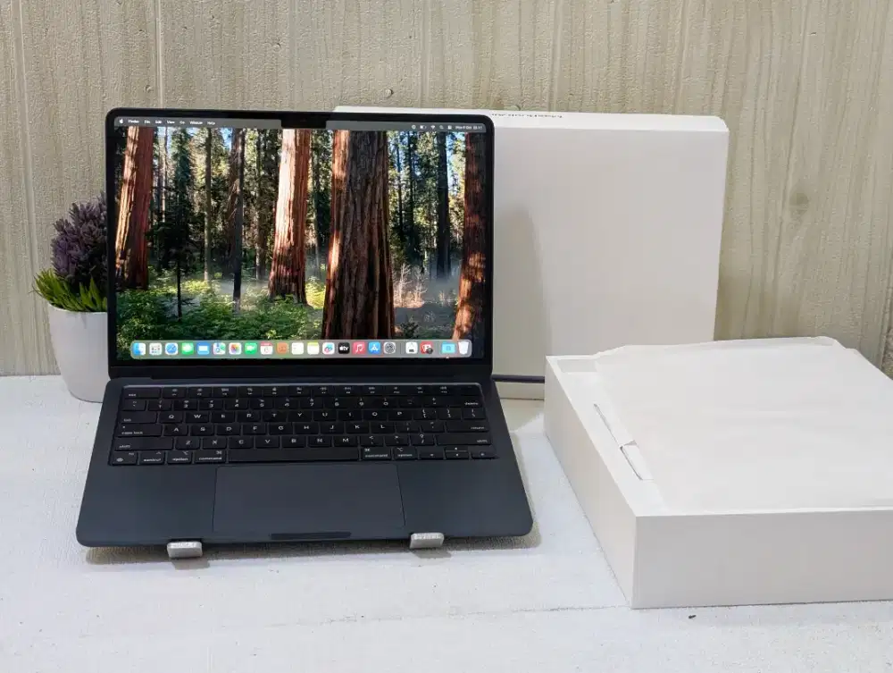 Macbook Air M3 2024 8/256GB Resmi indo
