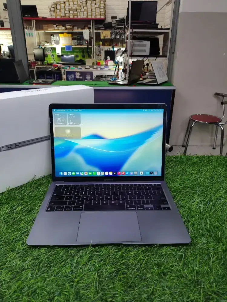 Jual Macbook Air M1 2020 Fullset