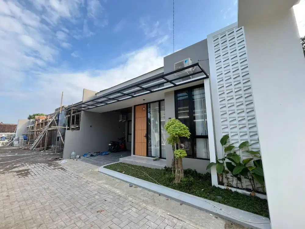Rumah Exclusive dlm Cluster One Gate di Mlati - Free Kitchen Set