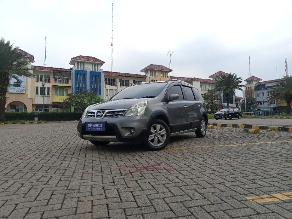 Nissan Livina  1.5 X-Gear Bensin-AT 2013 Abu-abu