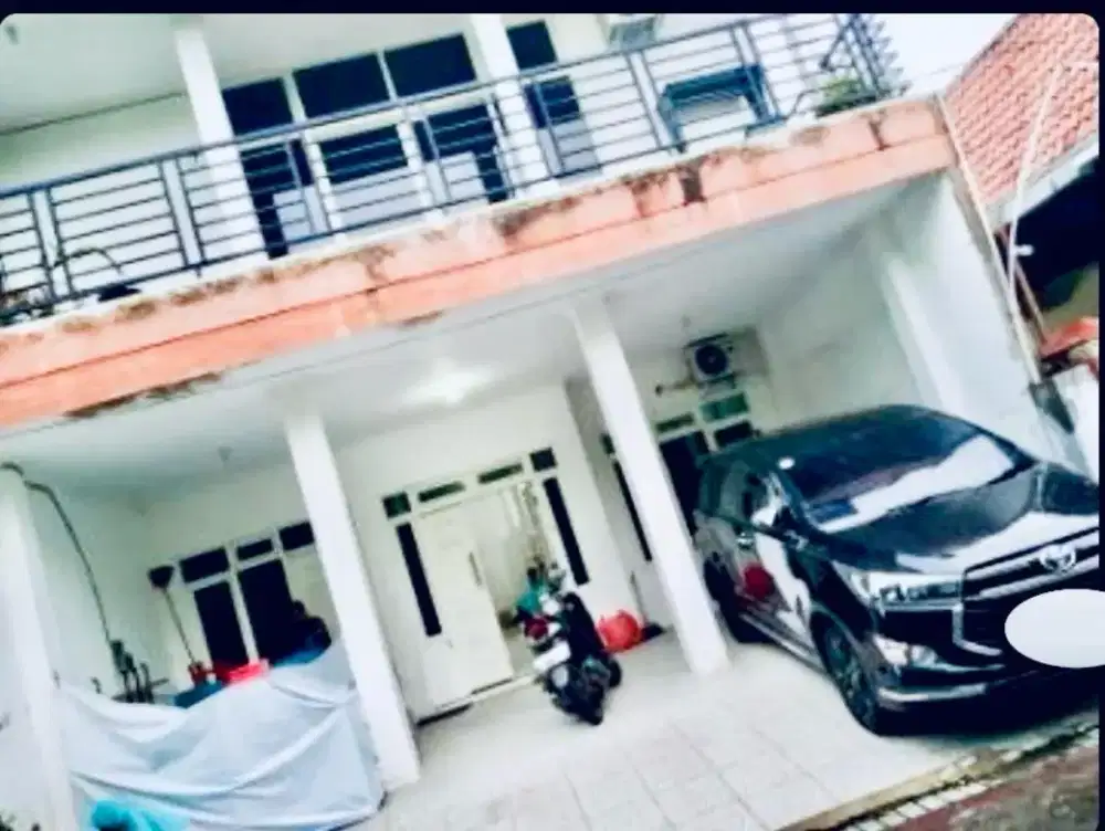 Rumah Graha Bunder Asri 2 lantai dekat Icon Mall Gresik