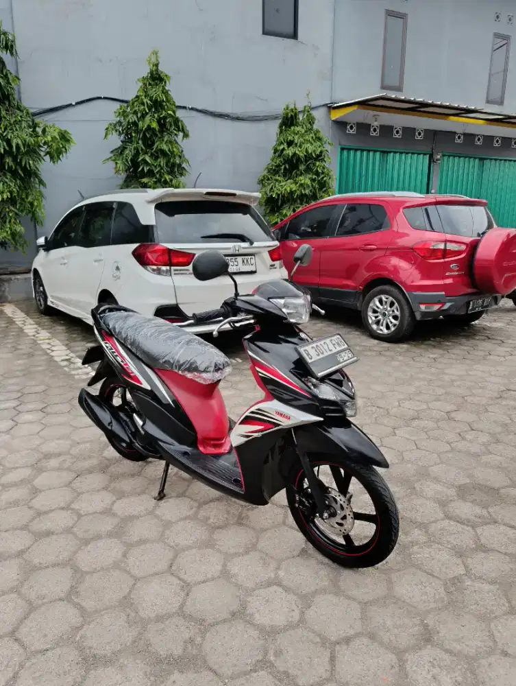 Bissmillah dijual motor Yamaha Mio GT 2014 istimewa