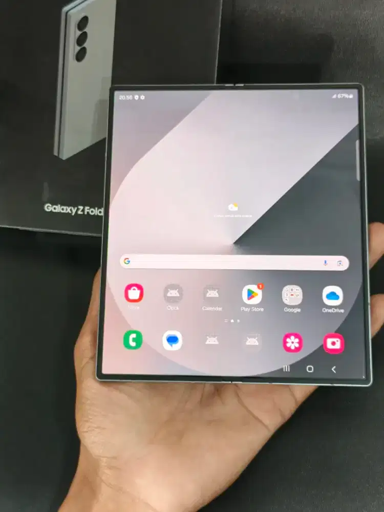 Samsung Z Fold 6 12/256 sein