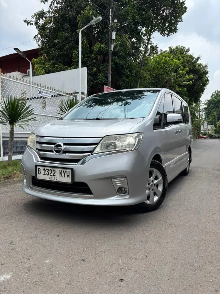 [CASH] Nissan Serena Hws At 2013 Tt Pribadi Serena 2.0 Matic