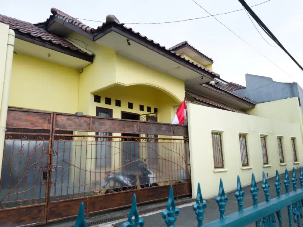 Dijual Rumah Jaksel LT 217 LB 250 Full Furnished NEGO!