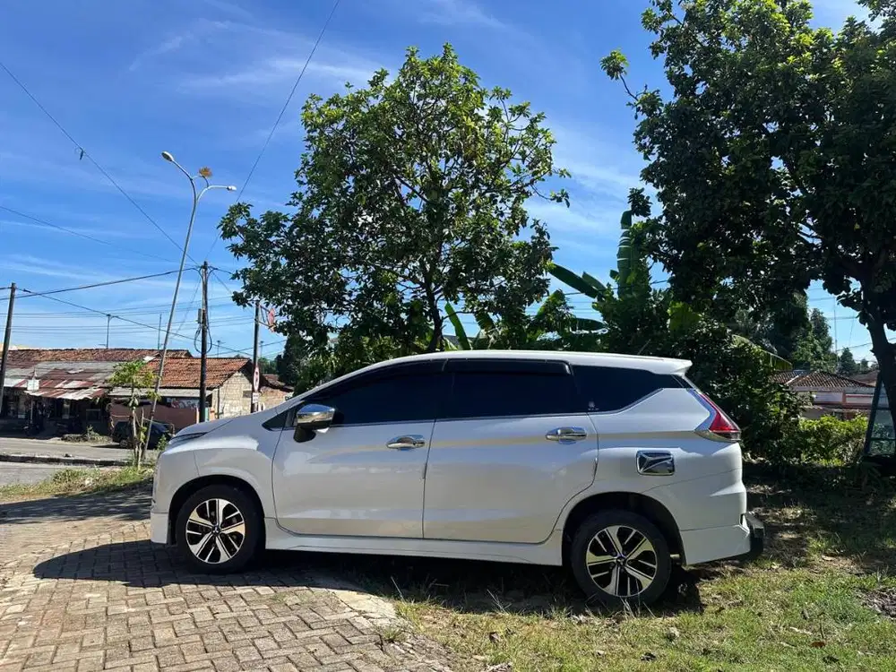 Mitsubishi Xpander Ultimate 2019 – Kondisi Istimewa Siap Pakai!