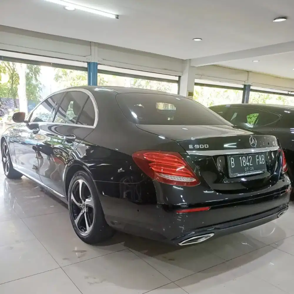Only 11k miles Mercedes Benz E300 Sport Style 2020 reg 2021
