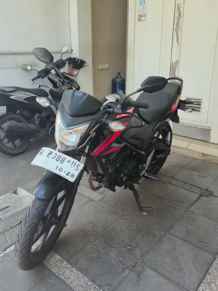 CB 150R streetfighter 2014 (old)