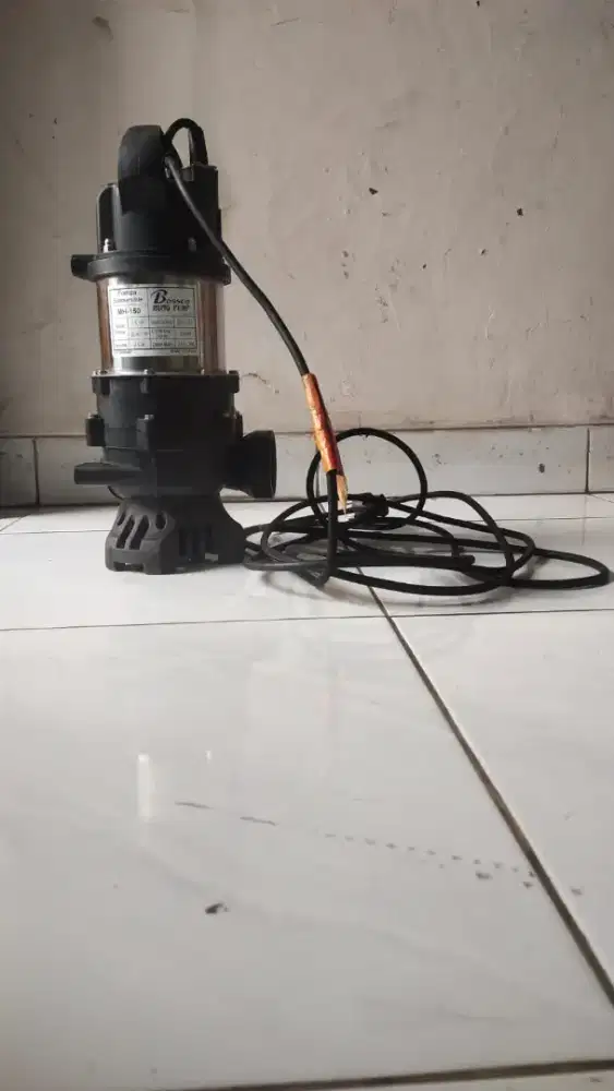 Mesin pompa celup BRASSCO  MH150  BEKAS RASA BARU no MINuS