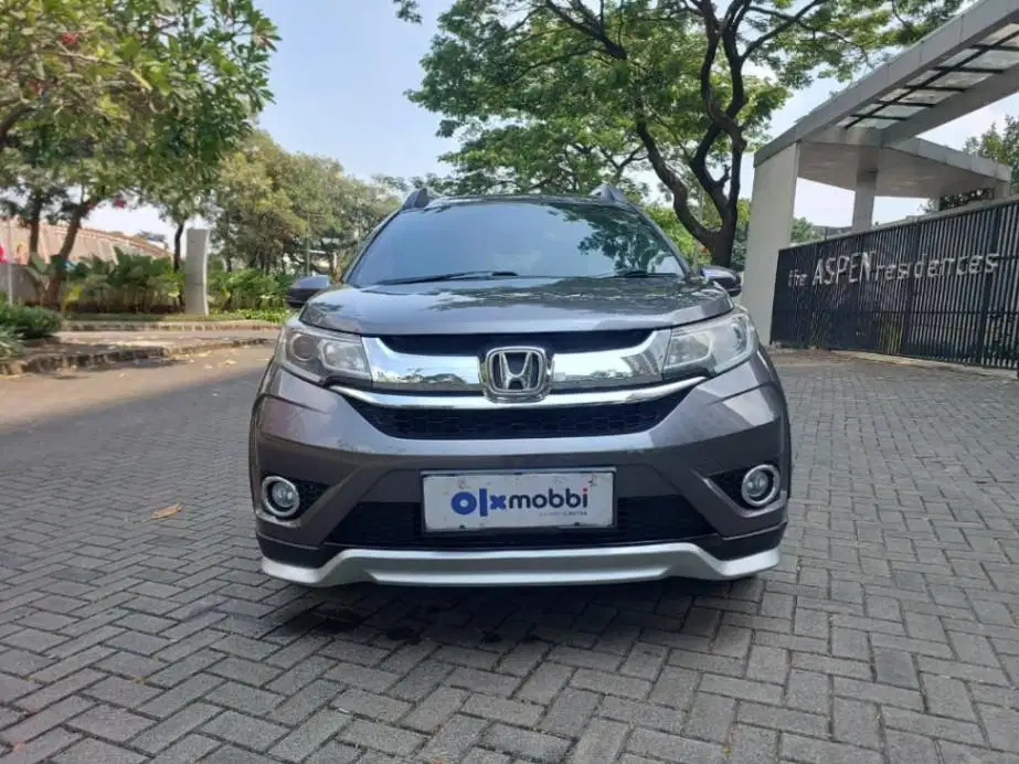 DP MURAH Honda BR-V 1.5 E Prestige Bensin-AT 2017 CUFOB