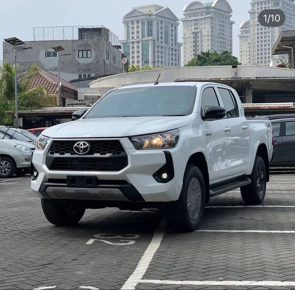 [Mobil Baru] HILUX Double Cabin 2.4 G 4x4 M/T Diesel