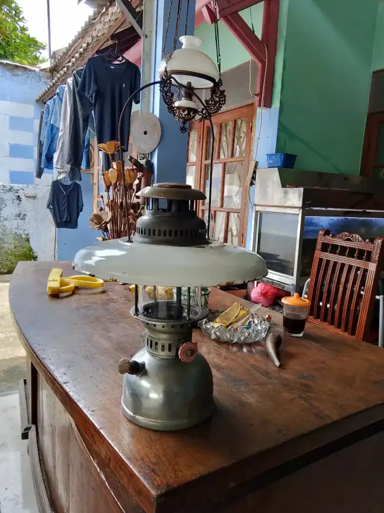Lampu petromax butterfly