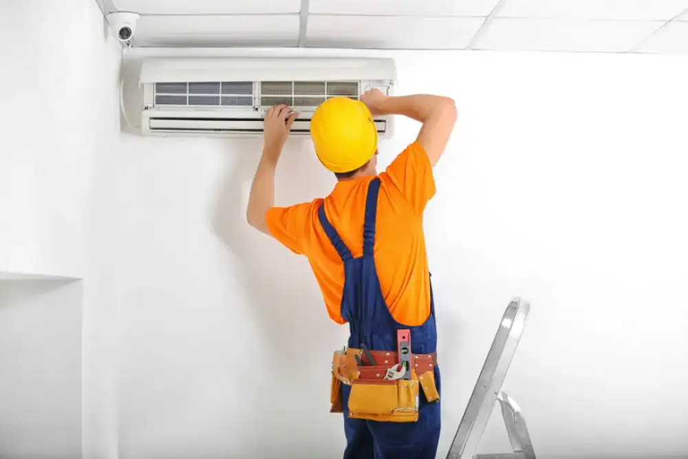 Service Ac,Kulkas,Pompa Air,Mesin Cuci dan Bongkar Pasang AC.