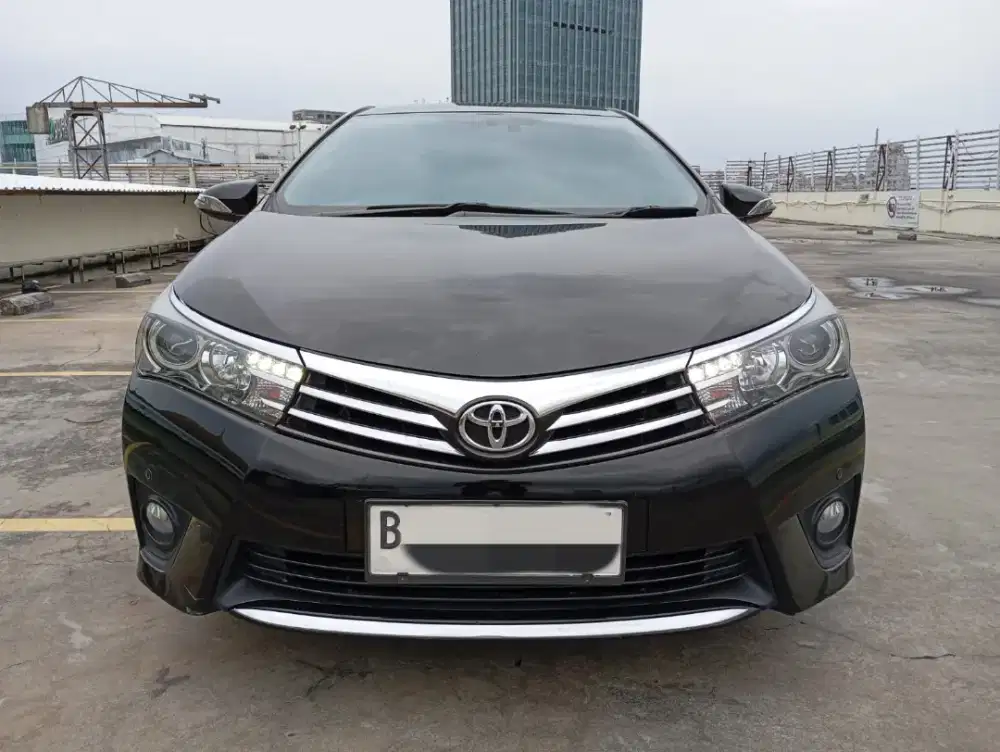 Corolla Altis 1.8 V At 2014